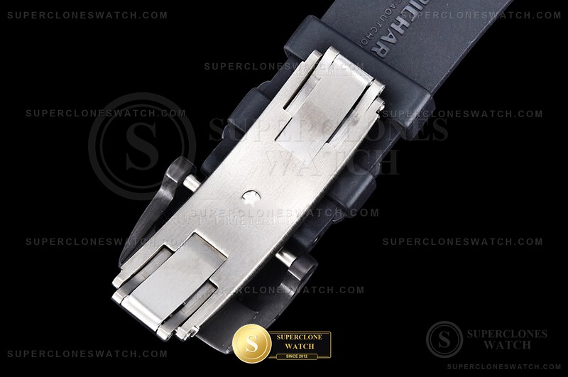 Richard Mille Ref. RM0283D MLF - On-Wrist Presence & Case Thickness View (Photo 19 of 21)