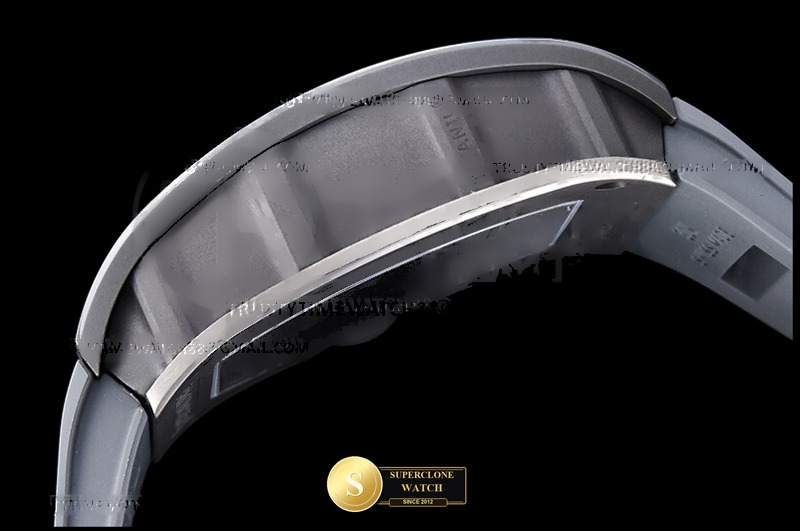 Richard Mille Ref. RM0292 MLF - On-Wrist Presence & Case Thickness View (Photo 15 of 21)