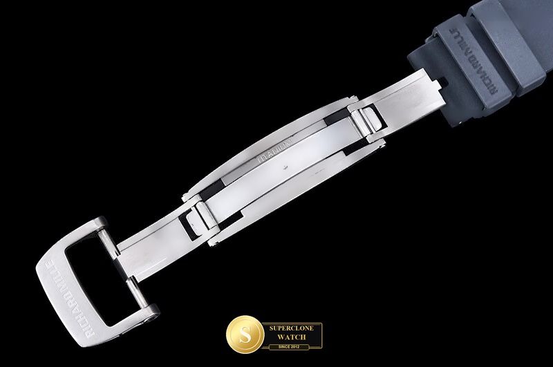 Richard Mille Ref. RM0313A RF - On-Wrist Presence & Case Thickness View (Photo 11 of 23)