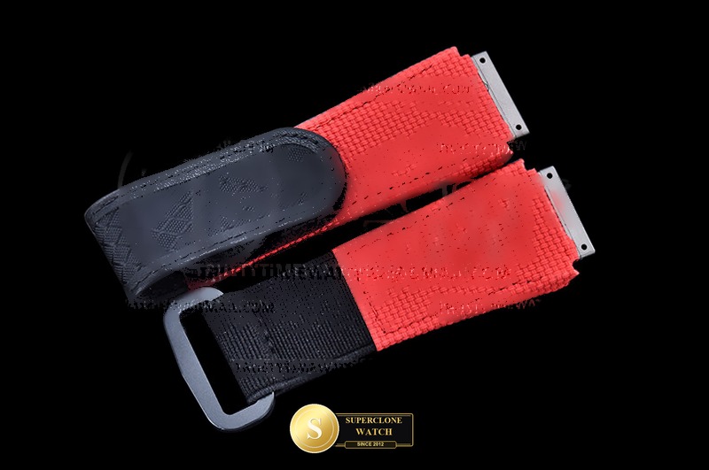 Richard Mille Ref. RM0318D ZF - On-Wrist Presence & Case Thickness View (Photo 25 of 27)