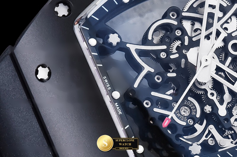 Richard Mille Ref. RM0325G MLF - On-Wrist Presence & Case Thickness View (Photo 7 of 24)