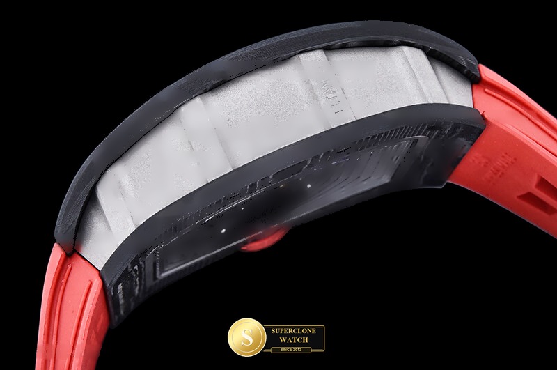 Richard Mille Ref. RM0337E MS - On-Wrist Presence & Case Thickness View (Photo 17 of 23)
