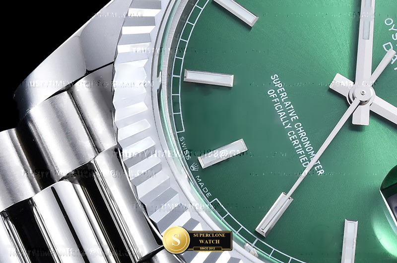 Rolex Ref. RDD0289F GMF - On-Wrist Presence & Case Thickness View (Photo 7 of 29)