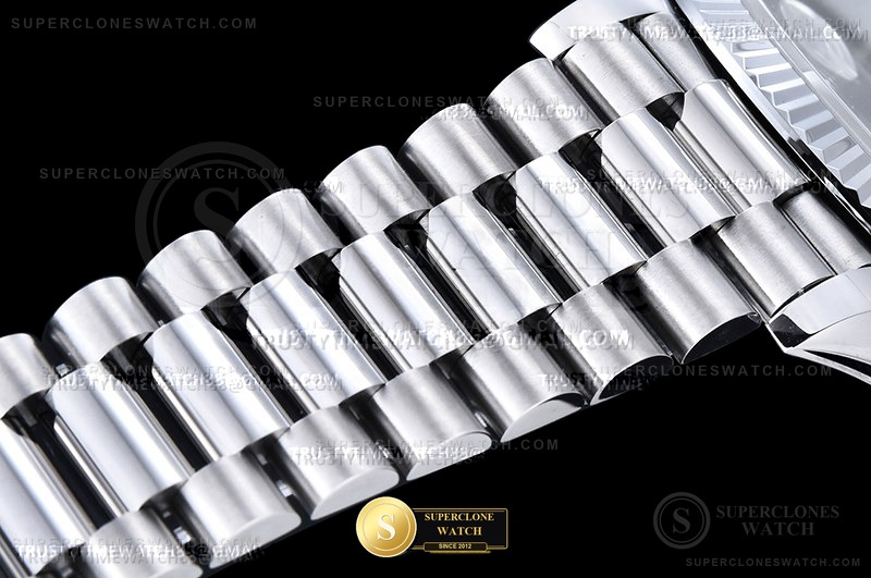Rolex Ref. RDD0290C GMF - Crown Guard & Dial Lume Verification (Photo 10 of 28)