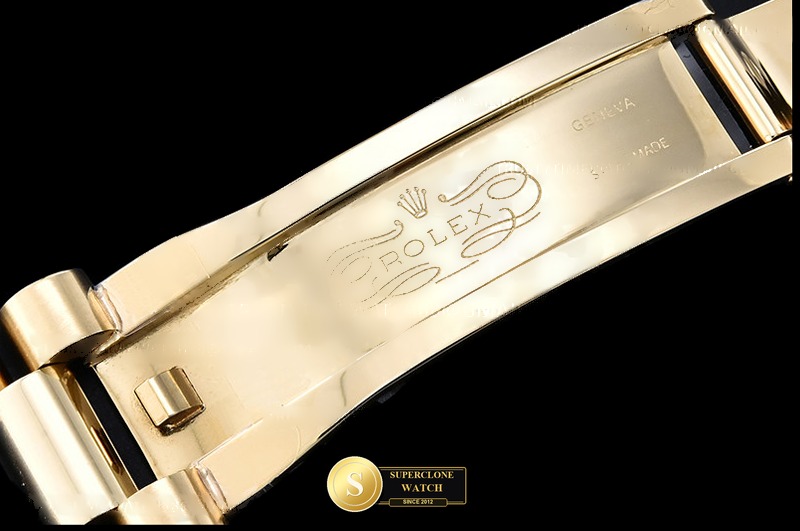 Rolex Ref. RDD0294D GMF - On-Wrist Presence & Case Thickness View (Photo 15 of 30)