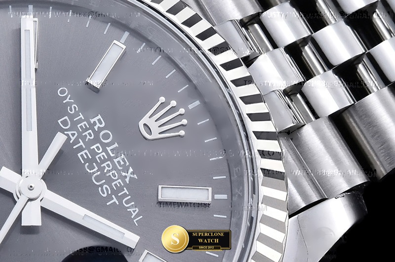 Rolex Ref. RDJ0460C ASIAN - Lateral Bezel & Sapphire Crystal Profile (Photo 6 of 27)