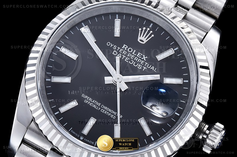 Rolex Ref. RDJ0460D ASIAN - Lug-to-Lug & Rehaut Engraving View (Photo 5 of 27)