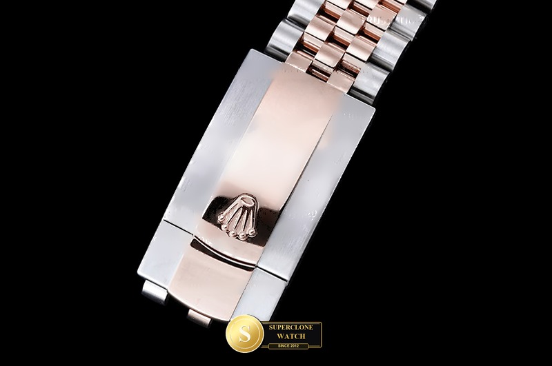 Rolex Ref. RDJ0462B ASIAN - On-Wrist Presence & Case Thickness View (Photo 11 of 23)
