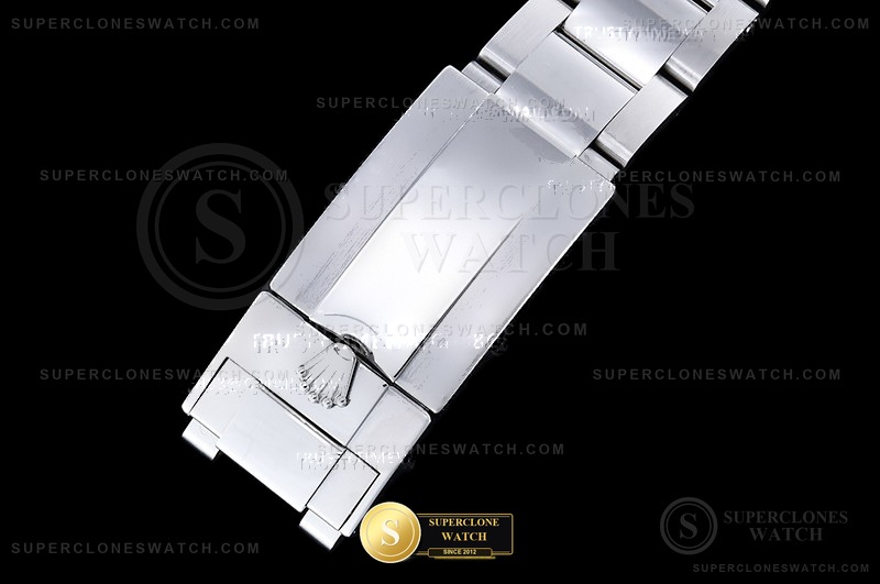 Rolex Ref. 116519 ASIAN - On-Wrist Presence & Case Thickness View (Photo 15 of 25)