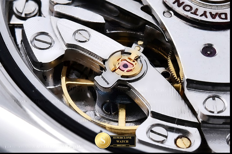 Rolex Ref. 116503 ASIAN - On-Wrist Presence & Case Thickness View (Photo 25 of 28)
