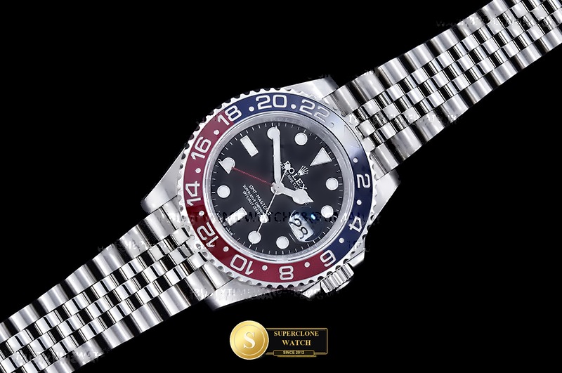 Rolex Ref. 126710BLRO ASIAN - Lug-to-Lug & Rehaut Engraving View (Photo 5 of 30)