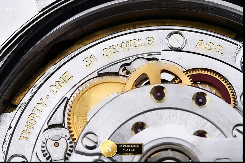 Rolex Ref. 126900 VSF - Crown Guard & Dial Lume Verification (Photo 22 of 27)