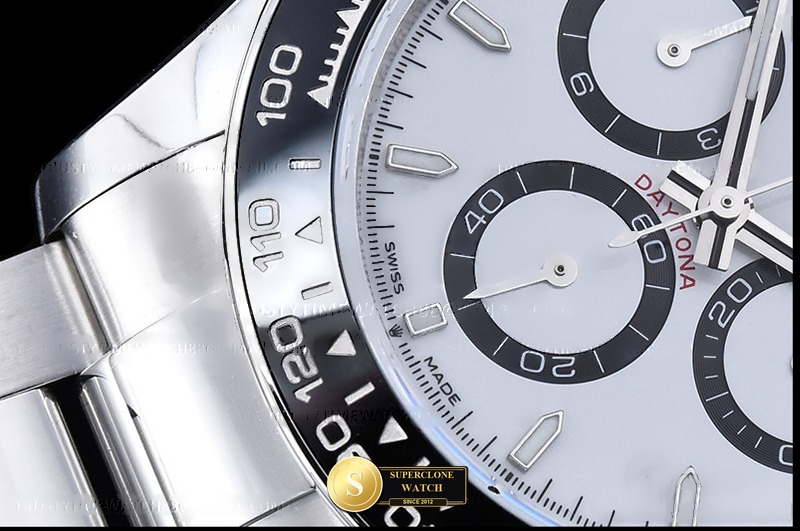 Rolex Ref. 126500 QF - On-Wrist Presence & Case Thickness View (Photo 7 of 29)