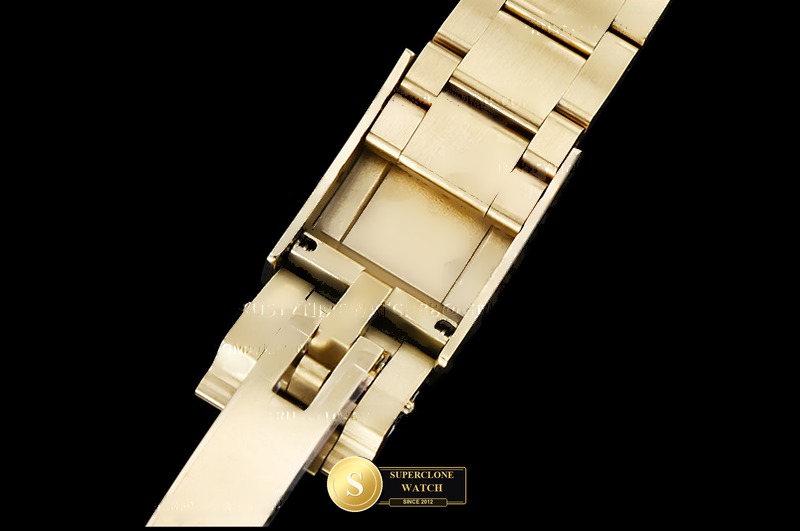 Rolex Ref. 126508 QF - Crown Guard & Dial Lume Verification (Photo 18 of 33)