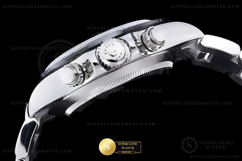 Rolex Ref. 116500 GMF - On-Wrist Presence & Case Thickness View (Photo 17 of 25)