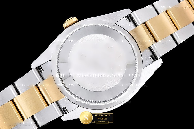 Rolex Ref. ROLEXP1034 VSF - On-Wrist Presence & Case Thickness View (Photo 17 of 27)