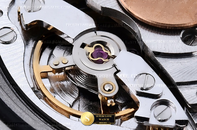 Rolex Ref. ROLSUB0487 GMF - Crown Guard & Dial Lume Verification (Photo 26 of 28)