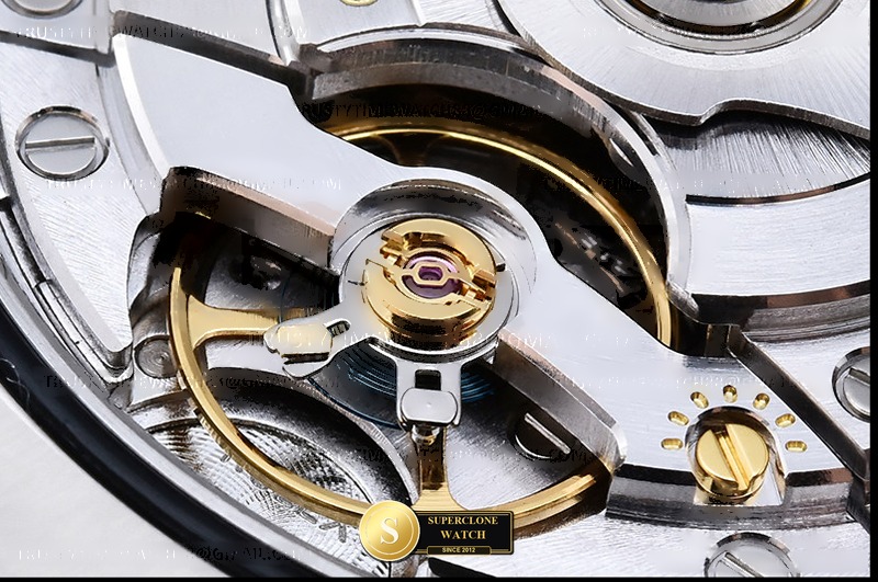 Rolex Ref. 126000 VSF - On-Wrist Presence & Case Thickness View (Photo 23 of 26)