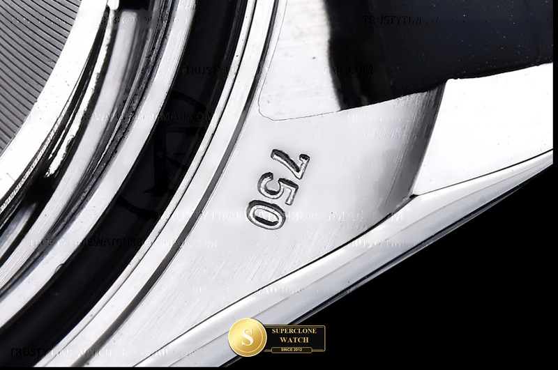 Rolex Ref. 126519LN ASIAN - On-Wrist Presence & Case Thickness View (Photo 29 of 36)