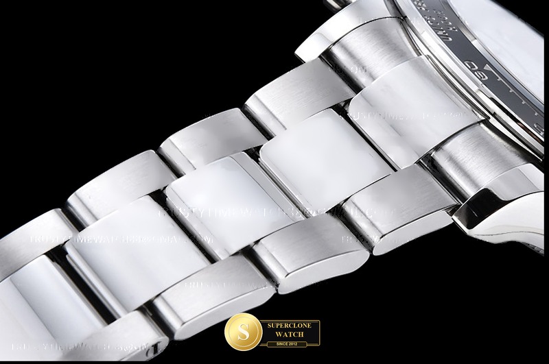 Rolex Ref. 126500 ASIAN - Crown Guard & Dial Lume Verification (Photo 12 of 28)