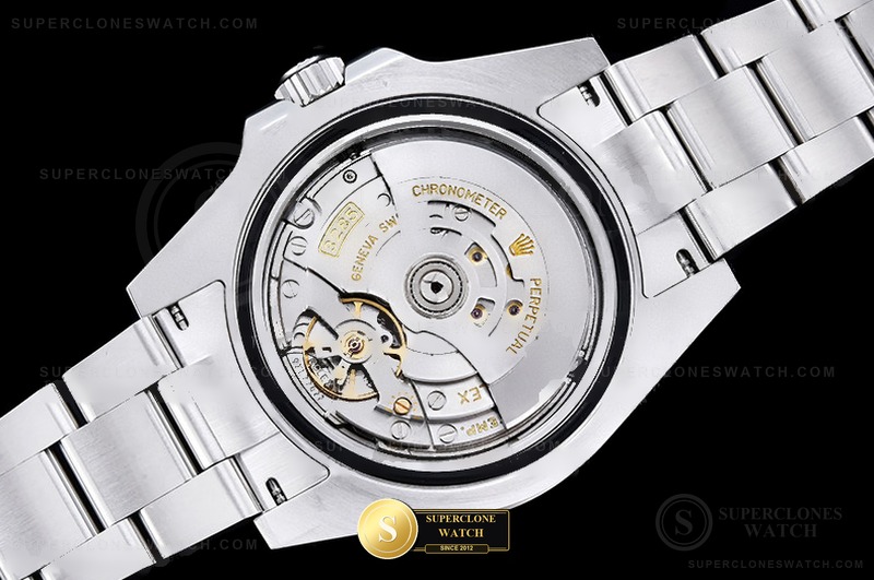 Rolex Ref. 126710BLRO THB - On-Wrist Presence & Case Thickness View (Photo 21 of 31)