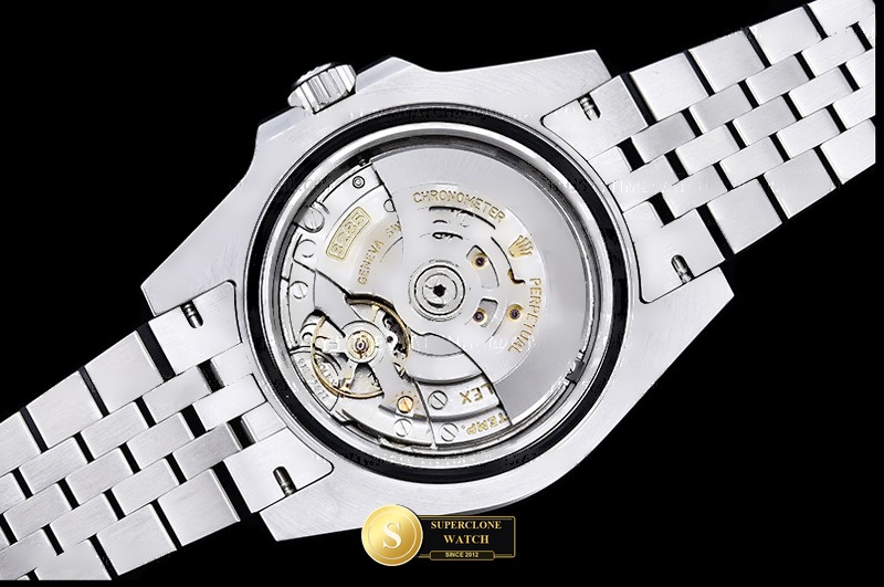 Rolex Ref. 126710 THB - Crown Guard & Dial Lume Verification (Photo 22 of 30)