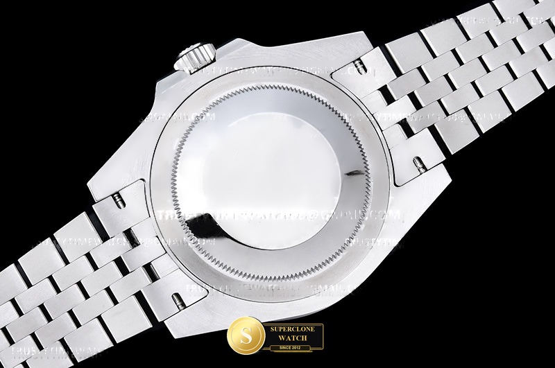 Rolex Ref. 126710GRNR THB - Crown Guard & Dial Lume Verification (Photo 20 of 30)
