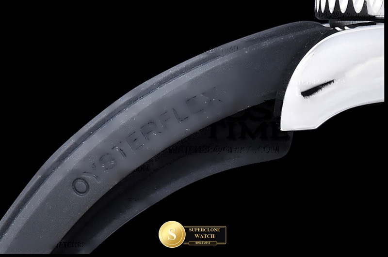 Rolex Ref. 226659 VSF - On-Wrist Presence & Case Thickness View (Photo 19 of 36)