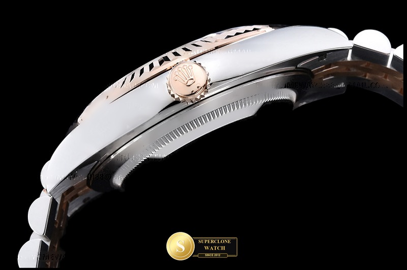 Rolex Ref. 126331 EWE - On-Wrist Presence & Case Thickness View (Photo 11 of 26)