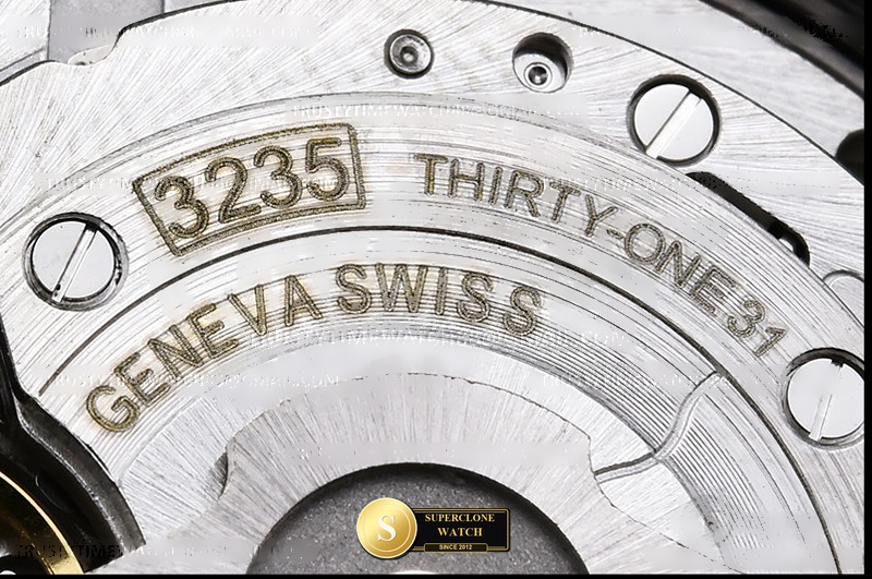 Rolex Ref. 126331 EWE - On-Wrist Presence & Case Thickness View (Photo 21 of 26)