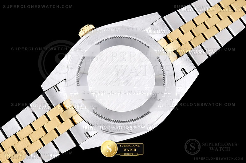 Rolex Ref. 126333 EWE - On-Wrist Presence & Case Thickness View (Photo 17 of 27)