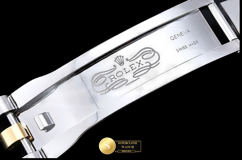 Rolex Ref. 126333 EWE - On-Wrist Presence & Case Thickness View (Photo 13 of 28)