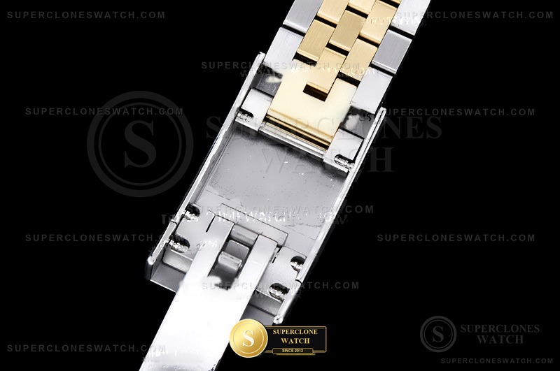 Rolex Ref. 126333 EWE - On-Wrist Presence & Case Thickness View (Photo 15 of 28)