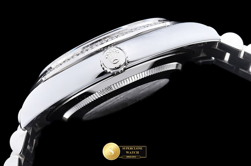 Rolex Ref. RDD0309 GMF - On-Wrist Presence & Case Thickness View (Photo 11 of 26)