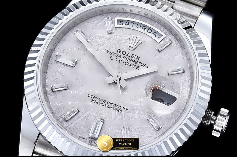 Rolex Ref. RDD0310 GMF - Lug-to-Lug & Rehaut Engraving View (Photo 5 of 27)
