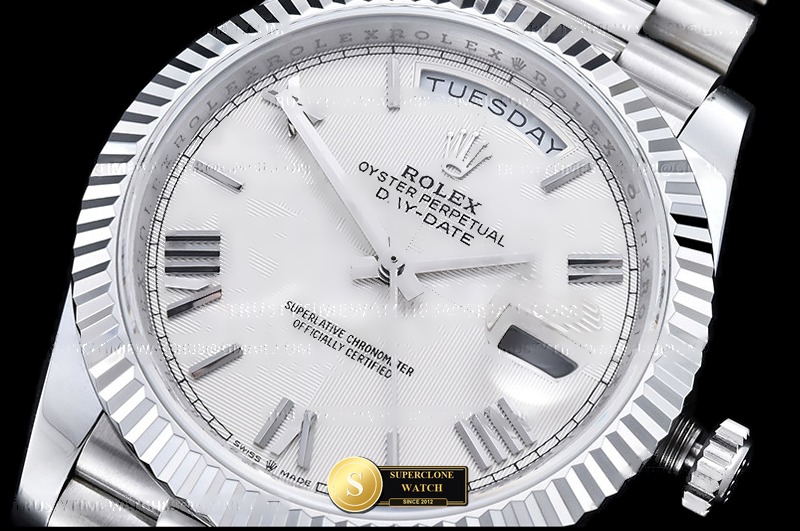 Rolex Ref. RDD0312E GMF - Lug-to-Lug & Rehaut Engraving View (Photo 5 of 25)