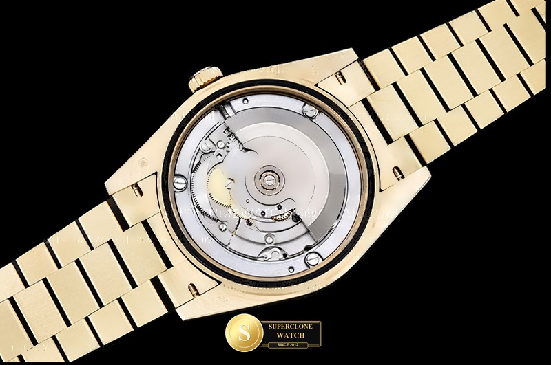 Rolex Ref. RDD0318A GMF - On-Wrist Presence & Case Thickness View (Photo 13 of 26)