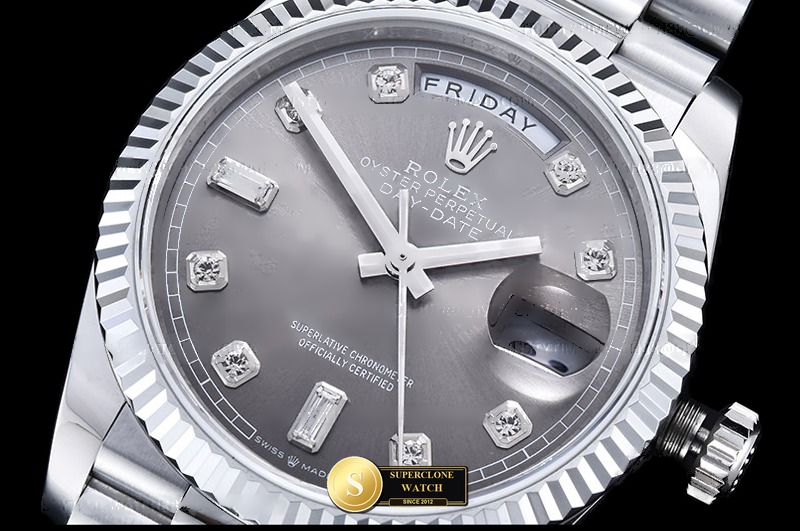 Rolex Ref. RDD0320A QF - Lug-to-Lug & Rehaut Engraving View (Photo 5 of 31)