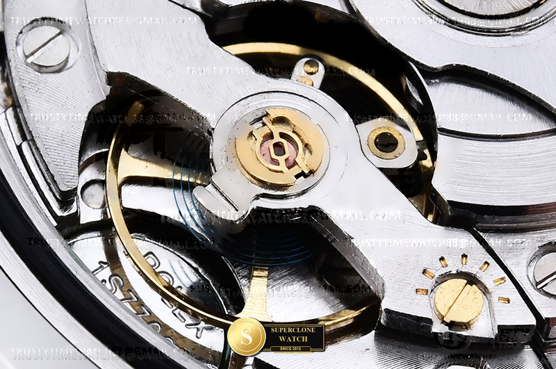Rolex Ref. RDD0320A QF - On-Wrist Presence & Case Thickness View (Photo 27 of 31)