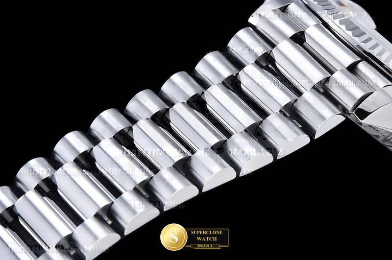 Rolex Ref. RDD0320B QF - Crown Guard & Dial Lume Verification (Photo 10 of 31)