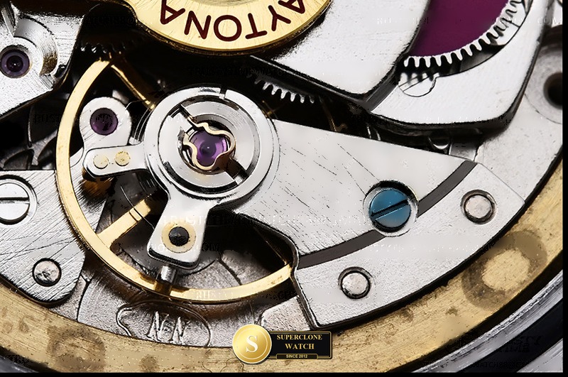 Rolex Ref. 126500 ASIAN - On-Wrist Presence & Case Thickness View (Photo 15 of 21)