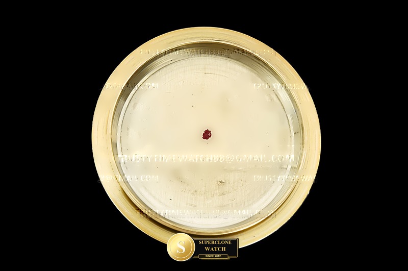 Rolex Ref. 126518 ASIAN - Crown Guard & Dial Lume Verification (Photo 24 of 25)