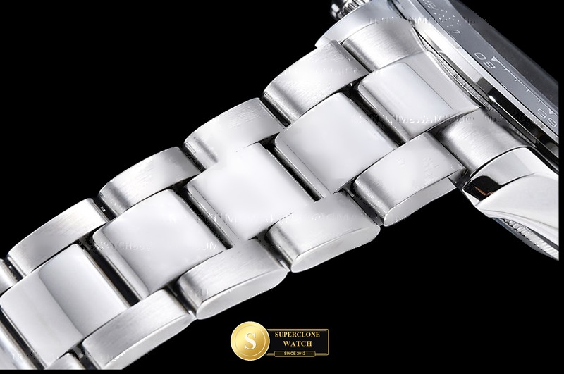 Rolex Ref. 126509 ASIAN - On-Wrist Presence & Case Thickness View (Photo 11 of 23)