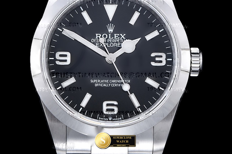 Rolex Ref. 224270 GMF - Clasp & Solid 904L Bracelet Detail (Photo 3 of 28)