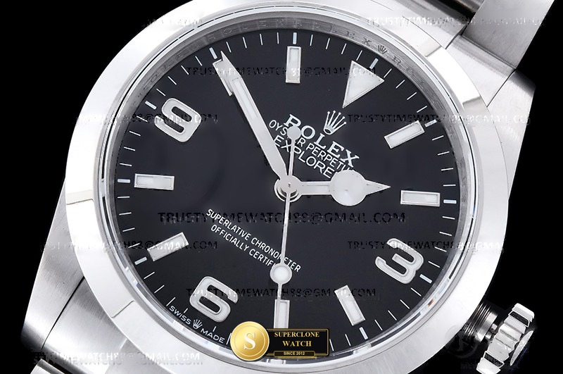 Rolex Ref. 224270 GMF - Lateral Bezel & Sapphire Crystal Profile (Photo 6 of 28)