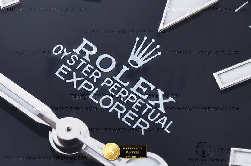 Rolex Ref. 224270 GMF - On-Wrist Presence & Case Thickness View (Photo 9 of 28)