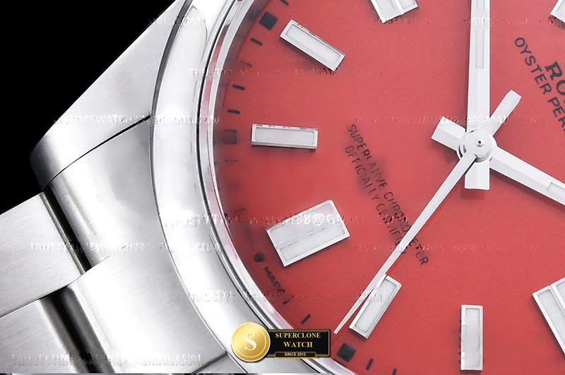 Rolex Ref. ROYP042B VSF - Crown Guard & Dial Lume Verification (Photo 8 of 27)