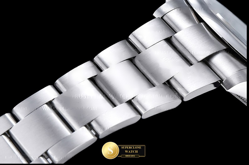 Rolex Ref. ROYP042D VSF - Exhibition Caseback & Cloned Calibre Movement (Photo 4 of 27)