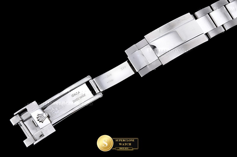 Rolex Ref. 126509 ASIAN - On-Wrist Presence & Case Thickness View (Photo 13 of 25)
