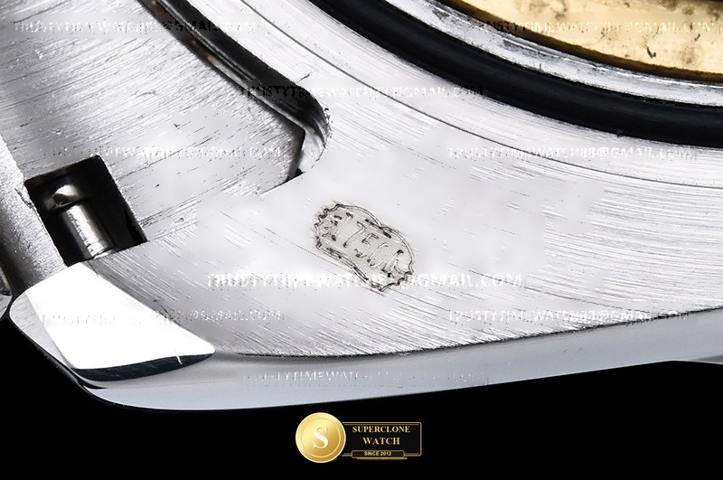 Rolex Ref. 126509 ASIAN - On-Wrist Presence & Case Thickness View (Photo 21 of 25)